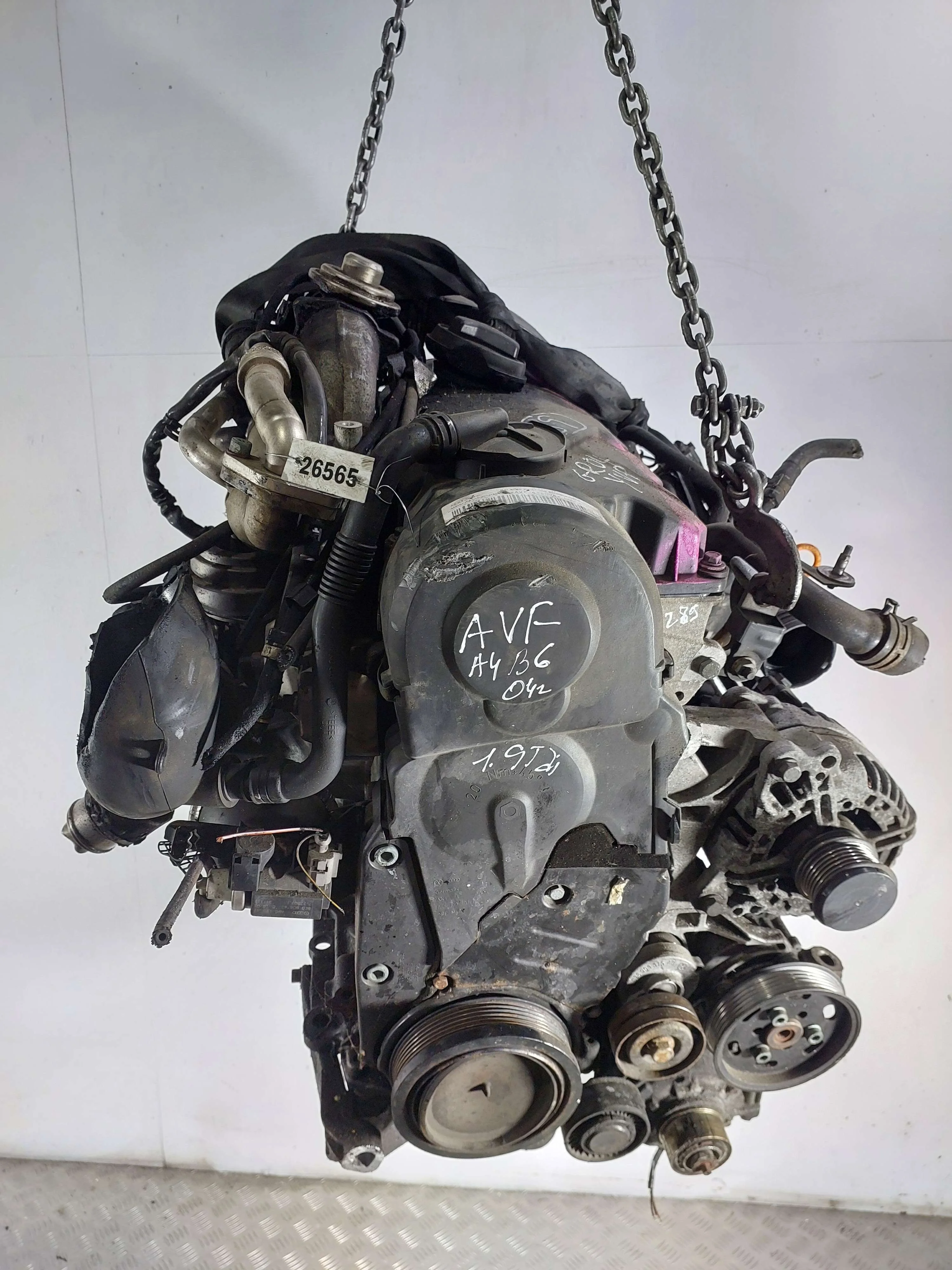 двигатель Audi A4 1.9 дизель 2004