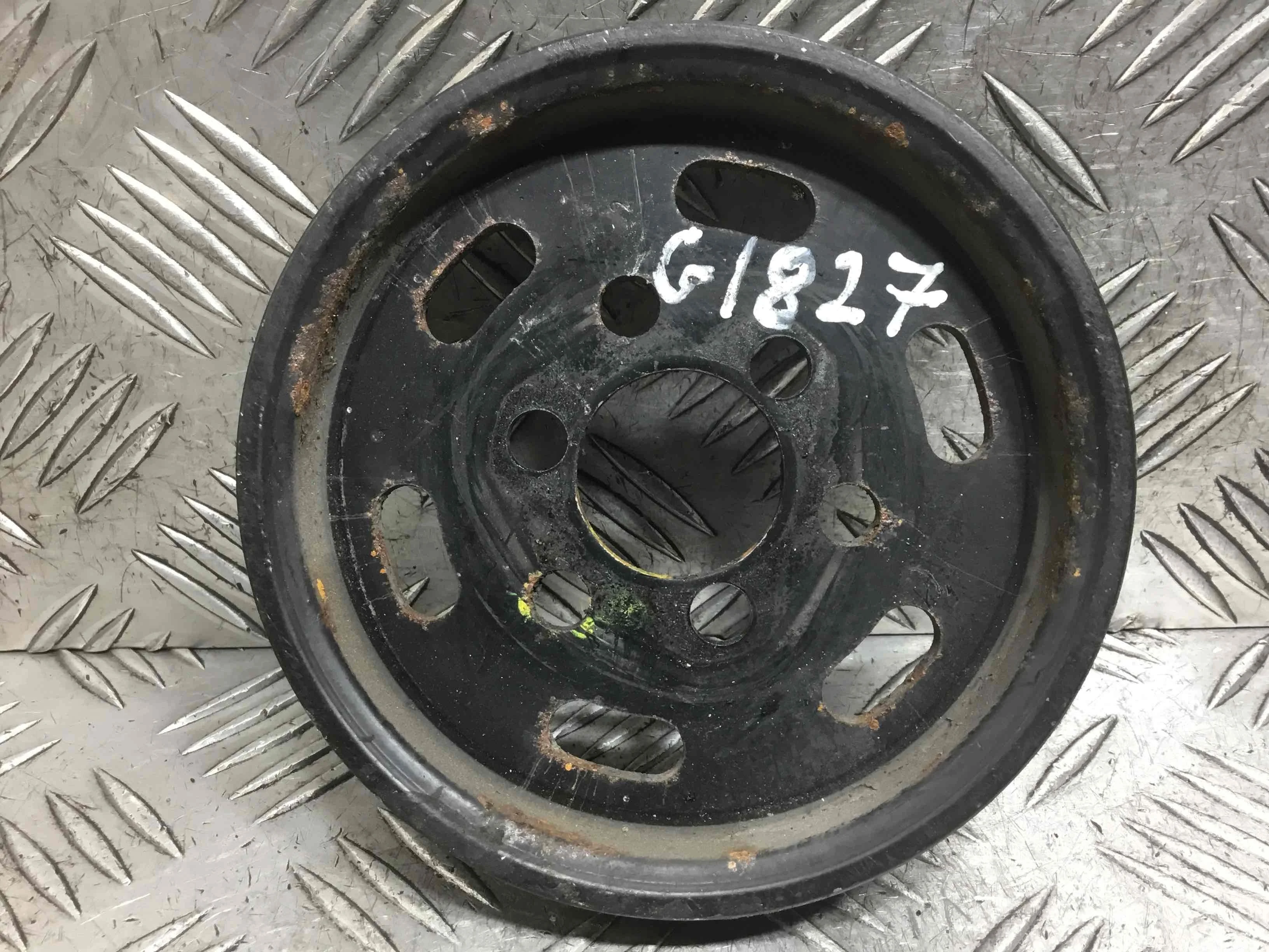 Шкив коленвала Volkswagen Golf 4 поколение (1997-2004) бензин 1.6 i Автомат Х/б