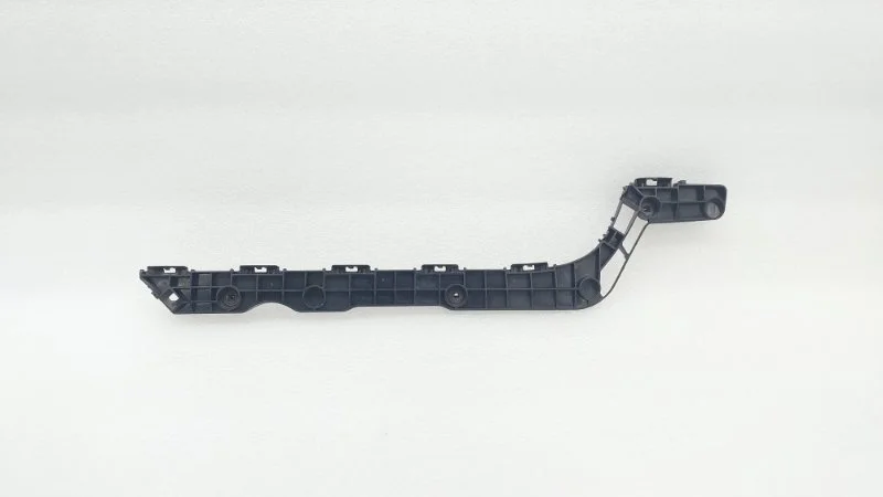 Кронштейн бампера Toyota Land Cruiser 2008