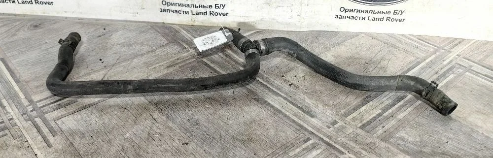Патрубок системы охлаждения Range Rover L322 02-06