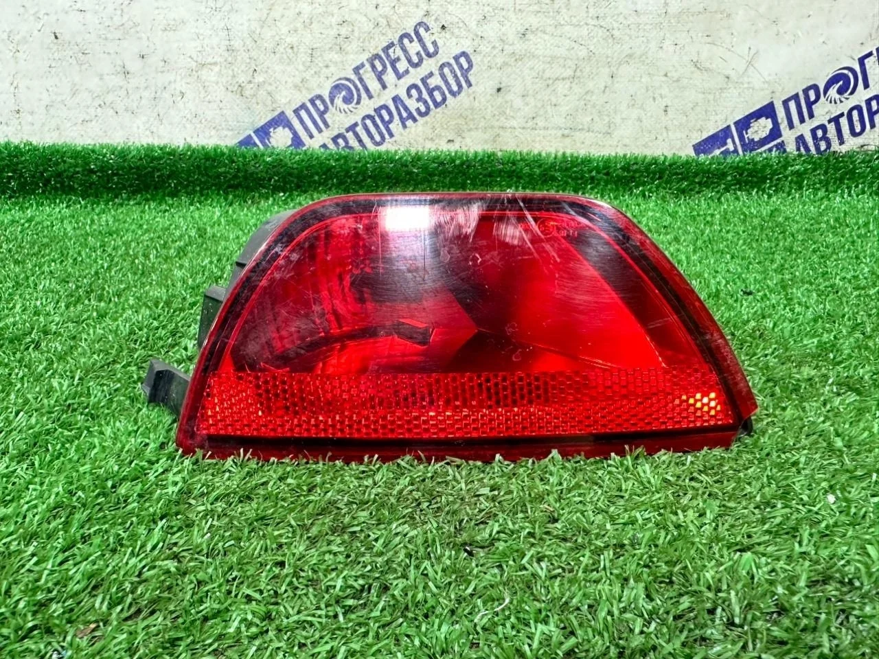 Катафот бампера Renault Megane 3 2011 265600010R ХЕТЧБЕК 1.6 K4M838, задний правый