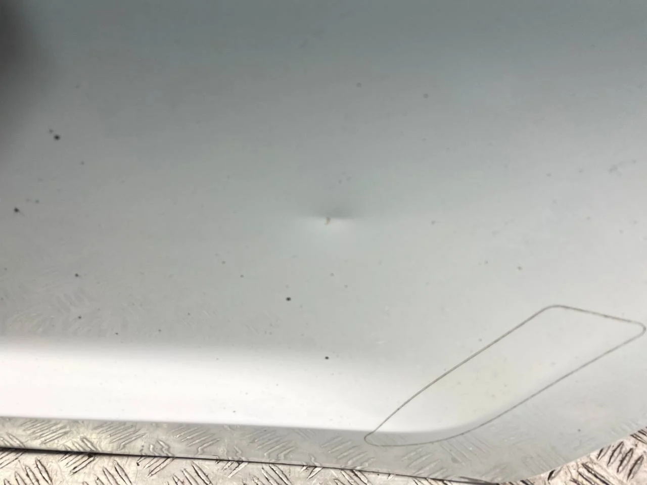 [Б/У] Дверь задняя левая Kia Sportage - (Состояние: присутствуют небольшие вмятины) [Незначительные дефекты] [Код: 00528819 ]