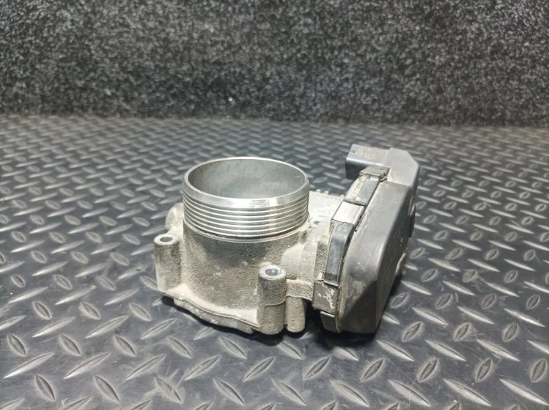 Дроссельная заслонка Bmw X5 2014 13547555944 F15 N63B44B