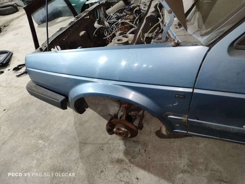 Крыло Volkswagen Golf 2 1987 Купе