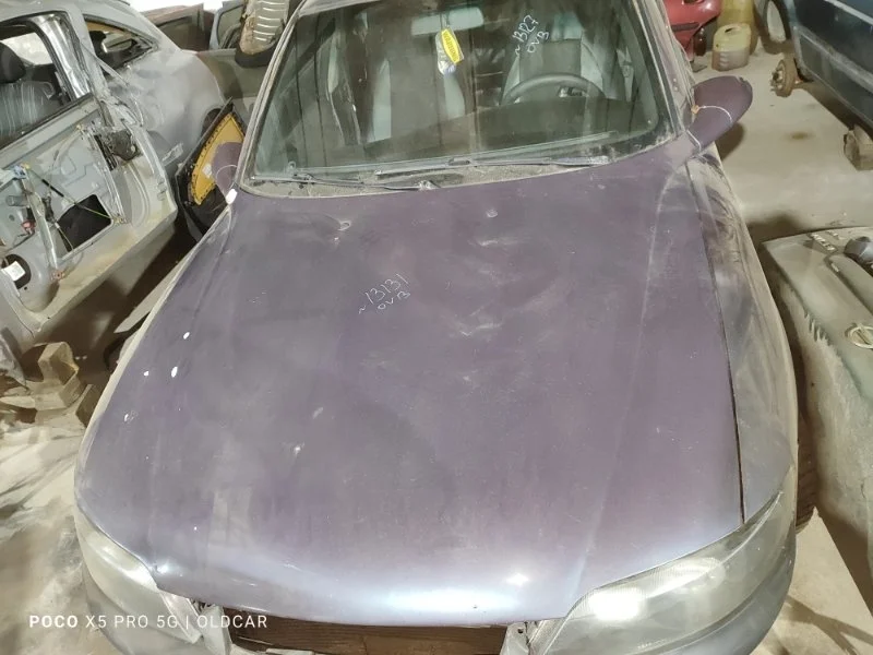 Капот Opel Vectra B 1997 Седан
