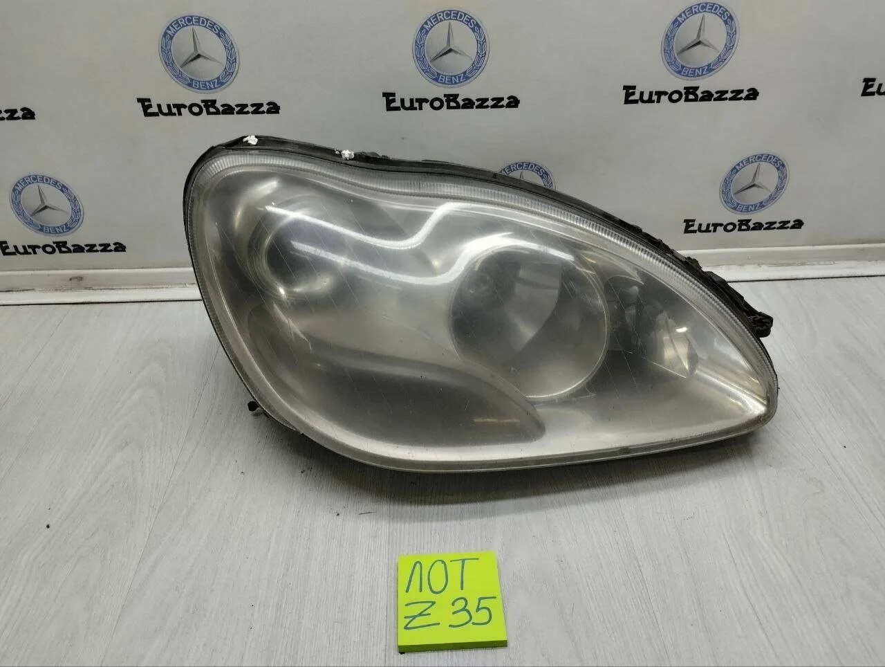 Фара передняя правая Mercedes W220