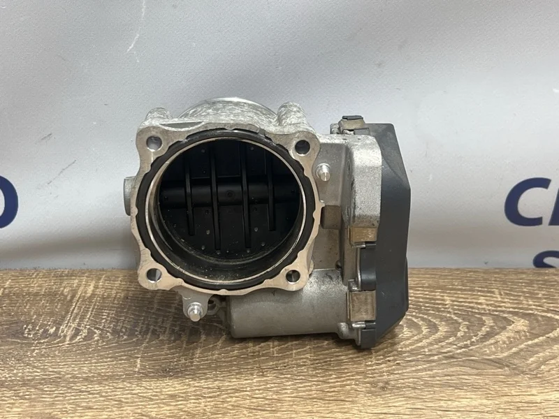Дроссельная заслонка Volkswagen Touareg 06E133062H NF 3.0 CGE