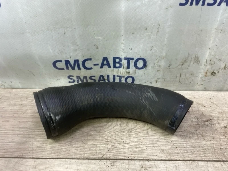 Патрубок интеркулера Volvo Xc60 2011 30741450 ХС60 3.0 B6304T4
