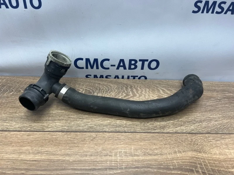 Патрубок охлаждения Volvo Xc60 2011 30774513 ХС60 3.0 B6304T4