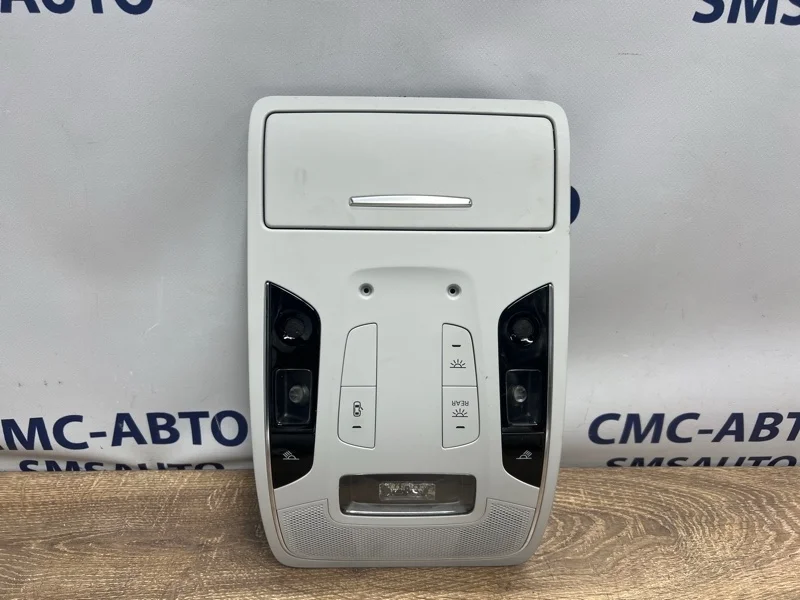 Плафон салона Audi A7 4G0947135B C7 3.0 CGW, передний