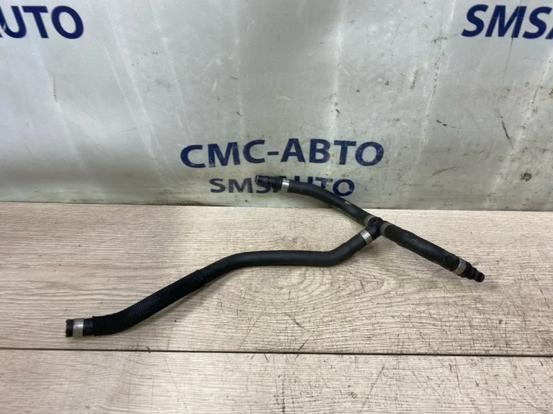 Патрубок охлаждения Mercedes-Benz E-Class A2045012825 C207 274.920