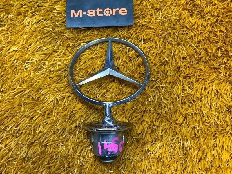 Эмблема на капот Mercedes-Benz -Class 2004 W220