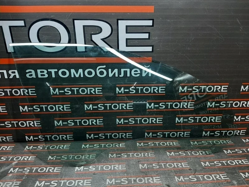 Стекло боковое Audi A6 2008 C6/4F