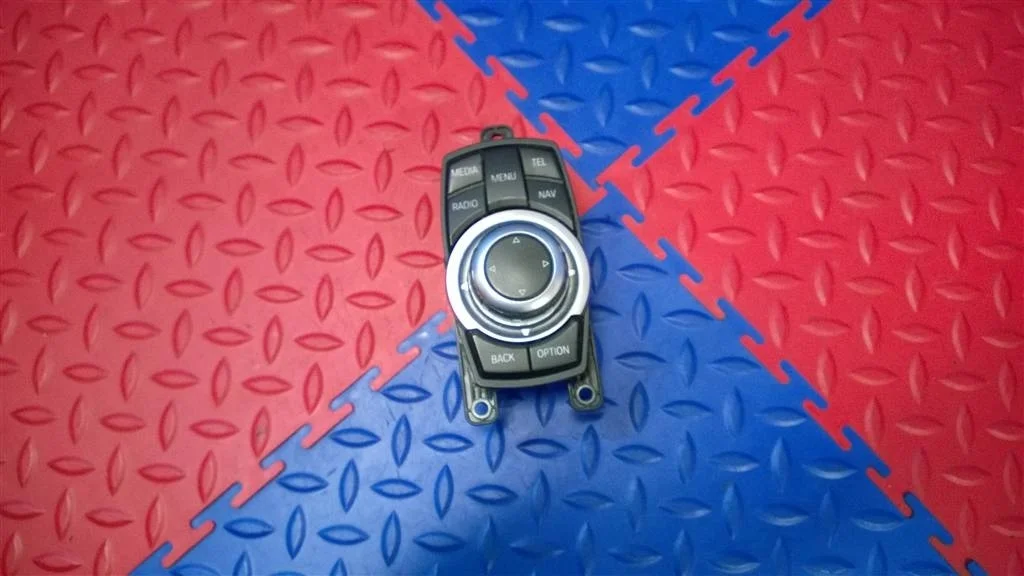 джостик меню BMW X3 F25