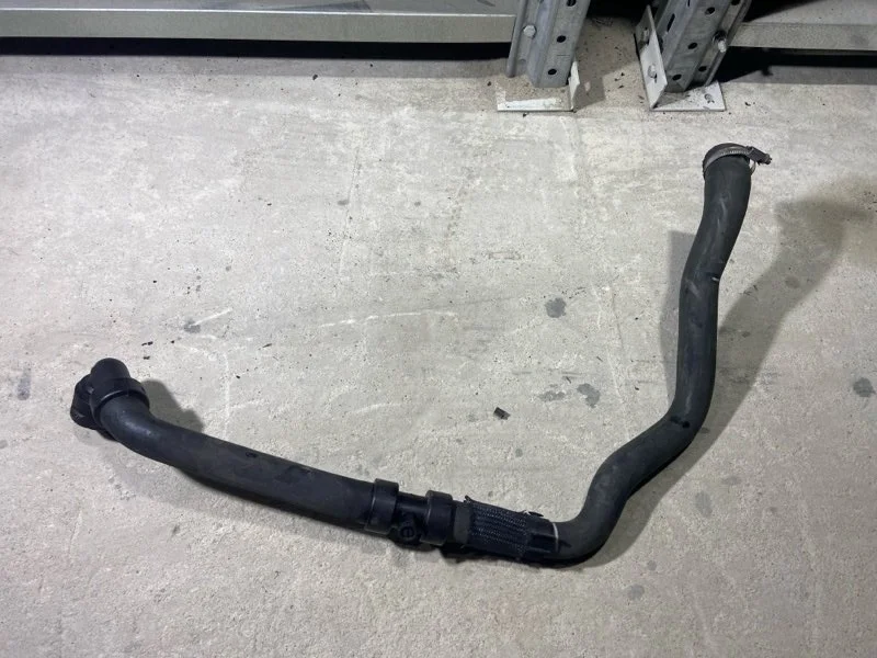 Патрубок радиатора Ford Mondeo 4 (07-14) ХЭТЧБЭК