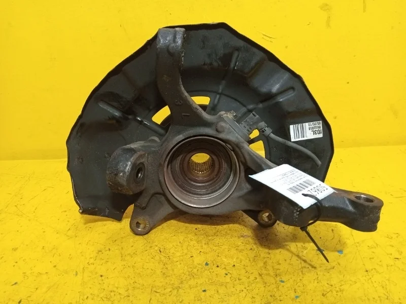 Кулак поворотный Toyota Camry V40 2006-2011