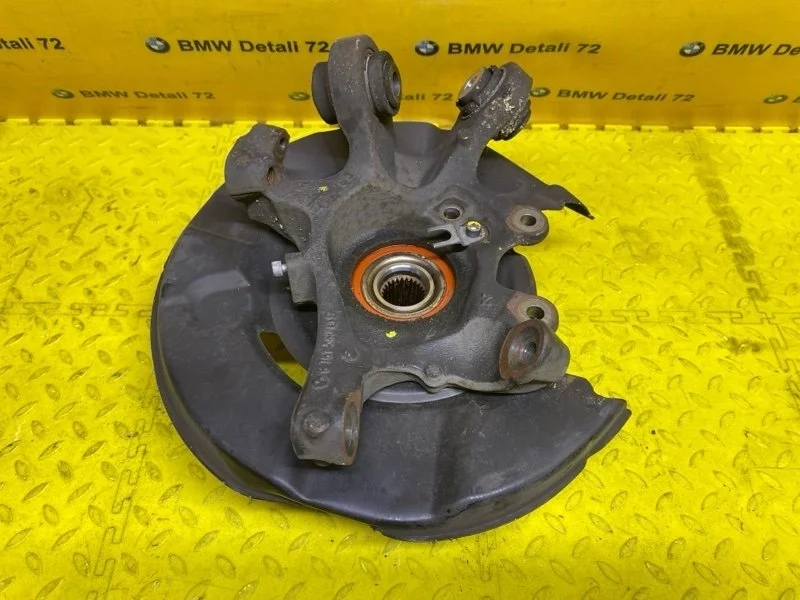 Кулак поворотный Bmw 3 2005 33326774810 E90 N46B20B, задний правый