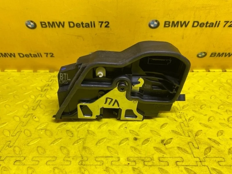Замок боковой двери Bmw X5 2007 51217202145 E70, передний левый