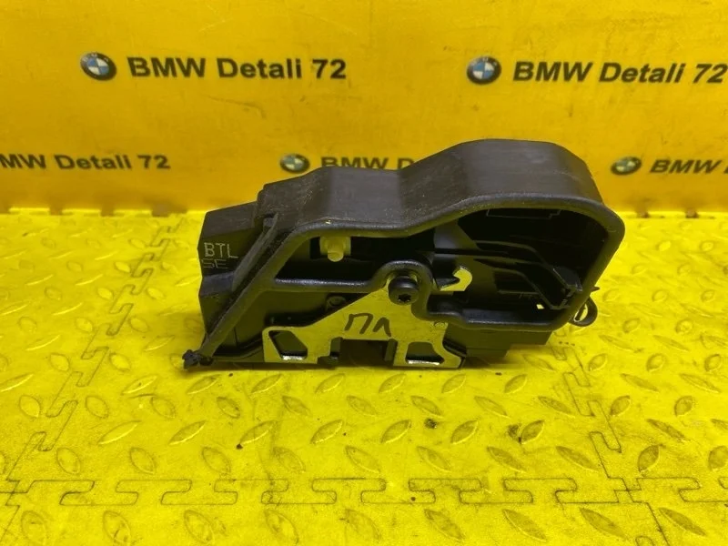 Замок боковой двери Bmw X5 2007 51217202145 E70, передний левый
