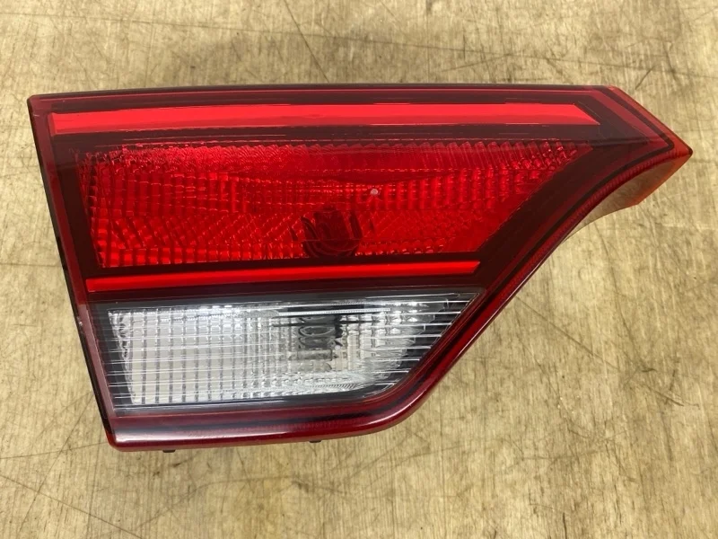 Фонарь в крышку багажника KIA RIO 4 2020 2021 2022 2023