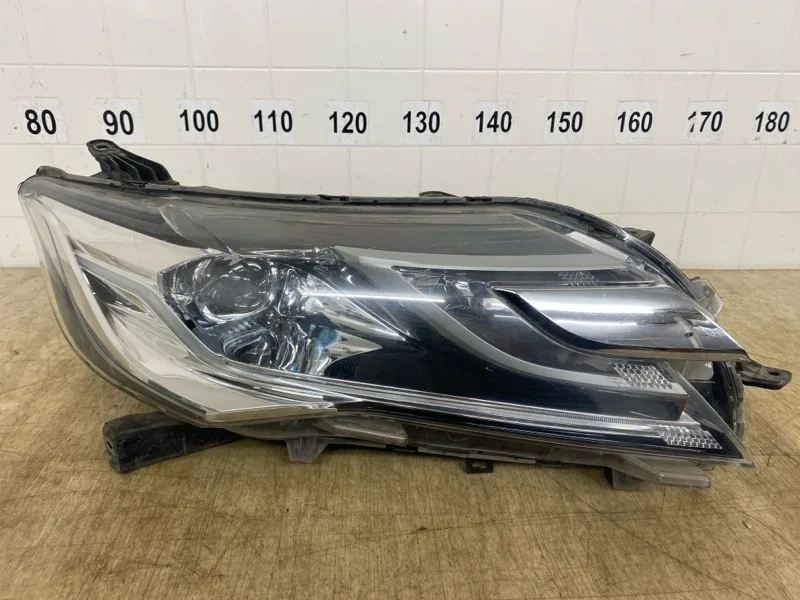 Фара MITSUBISHI PAJERO SPORT 3 2017 2018 2019 2020 2021 KS