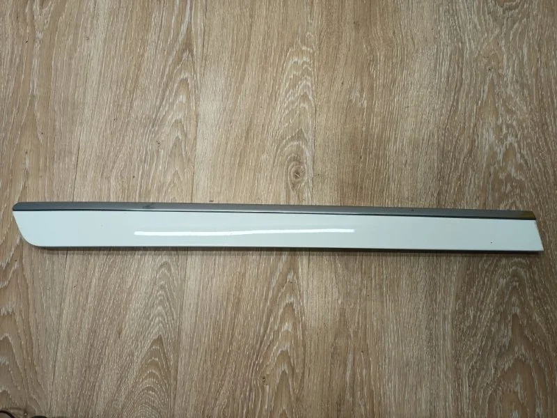 Молдинг двери Mercedes GL X164