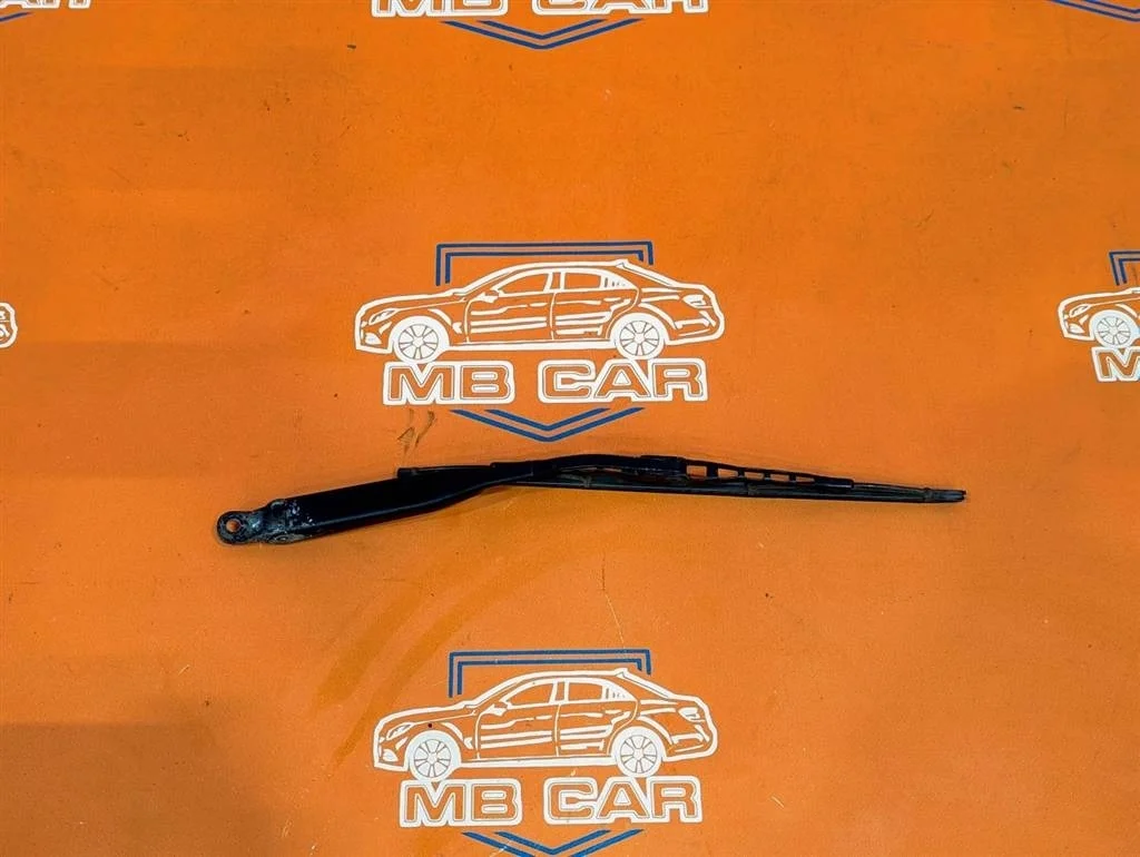 Поводок дворников Mercedes-Benz