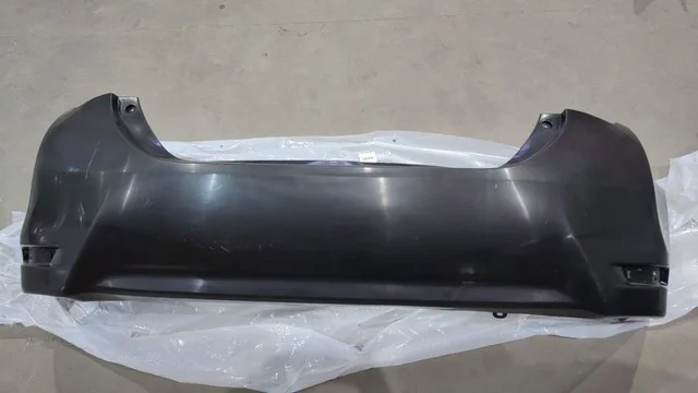 Бампер задний Уценка 20% (царапины) TOYOTA COROLLA E170 / E180 2013-2016, COROLLA E170 / E180 2016-2019