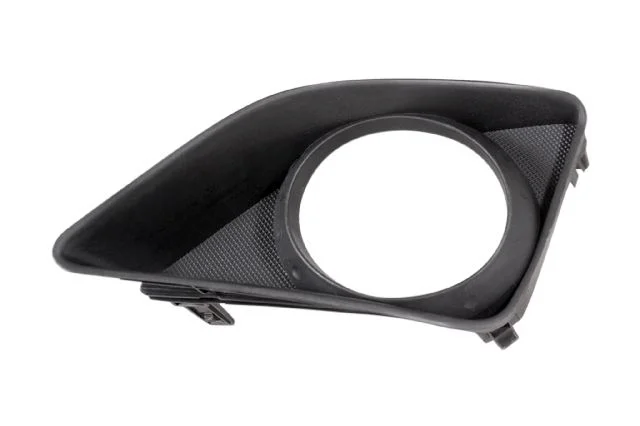 Решетка переднего бампера под ПТФ левая TOYOTA COROLLA E140 / E150 2006-2010