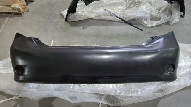 Бампер задний Уценка 20% (трещина) TOYOTA COROLLA E140 / E150 2006-2010