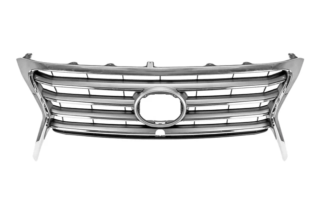 Решетка радиатора Уценка 30% (скол) LEXUS LX570 J200 2012-2015