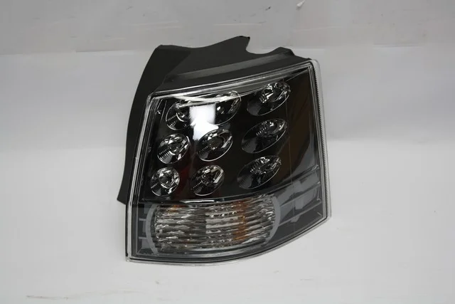 Фонарь задний правый внешний Уценка 10% (трещина) MITSUBISHI OUTLANDER XL CW 2007-2010, OUTLANDER XL CW 2010-2012