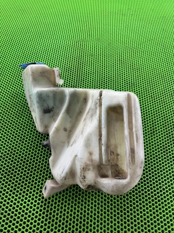 Бачок омывателя Audi A6 C5 4B0955453