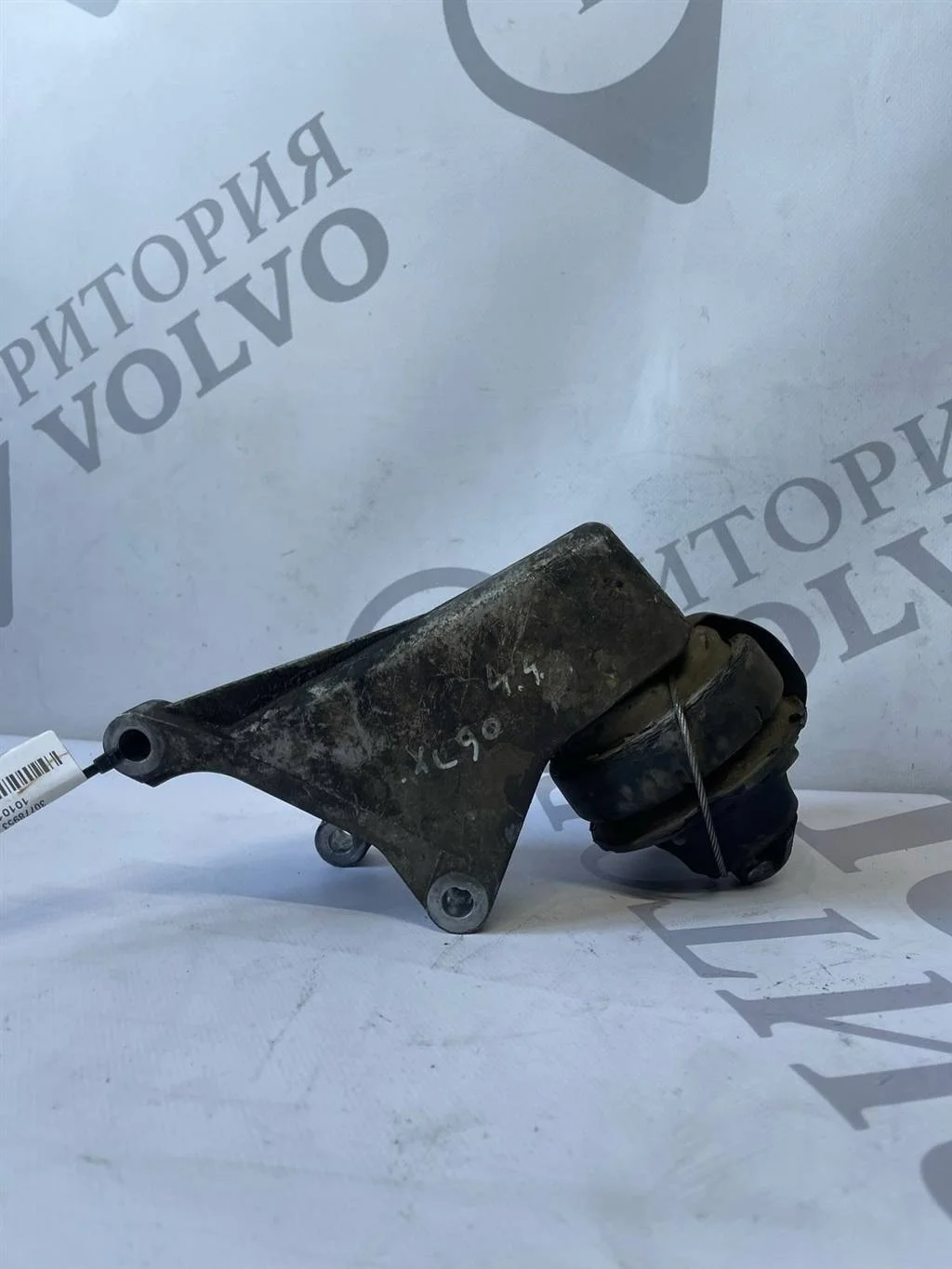 Подушка двигателя