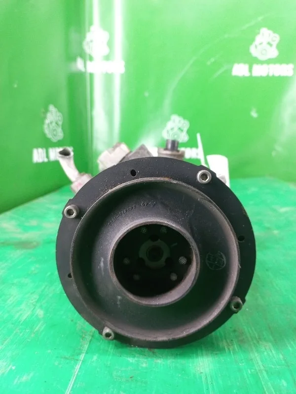 Компрессор кондиционера Toyota Camry 2005-2011