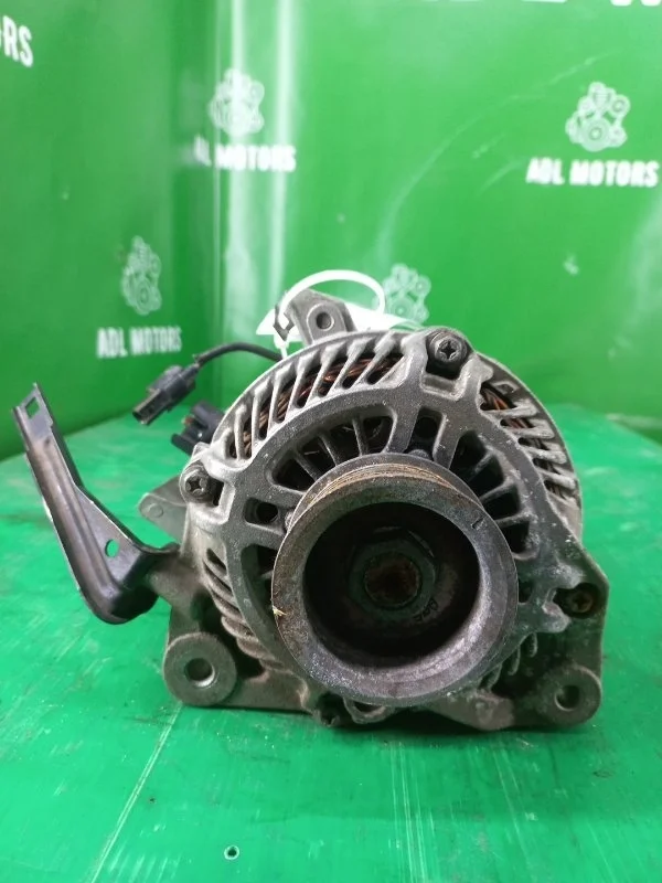 Генератор Honda Civic 8 2006-2012 4D