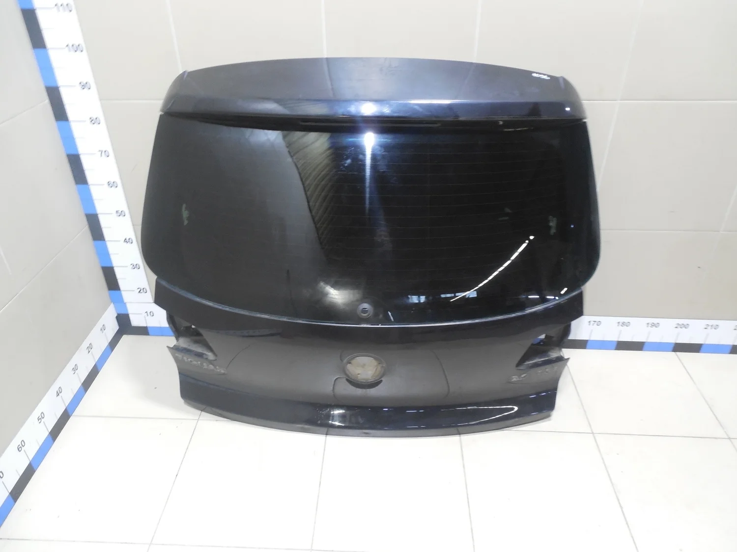 Дверь багажника со стеклом Tiguan 2007-2011
