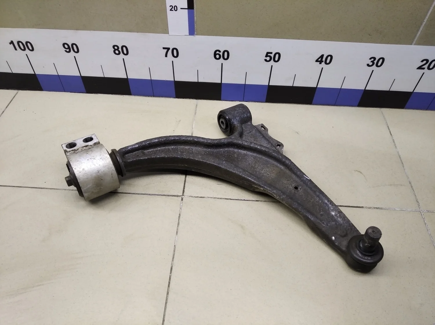 Рычаг передний правый Cruze 2009-2016