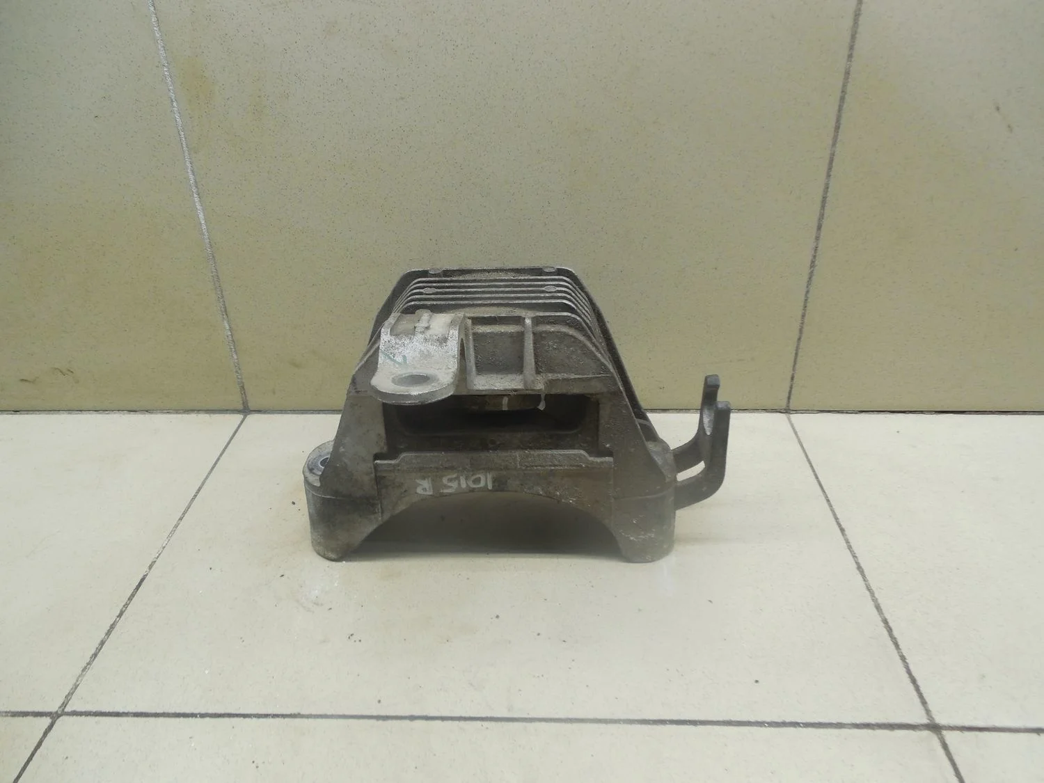 Опора двигателя правая Cruze 2009-2016