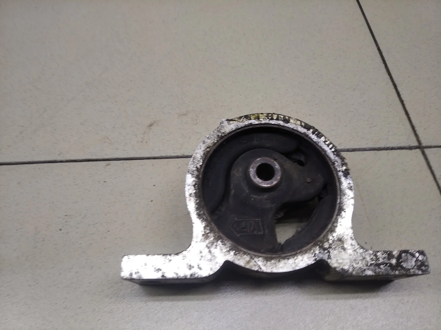 Опора двигателя Almera N16 2000-2006