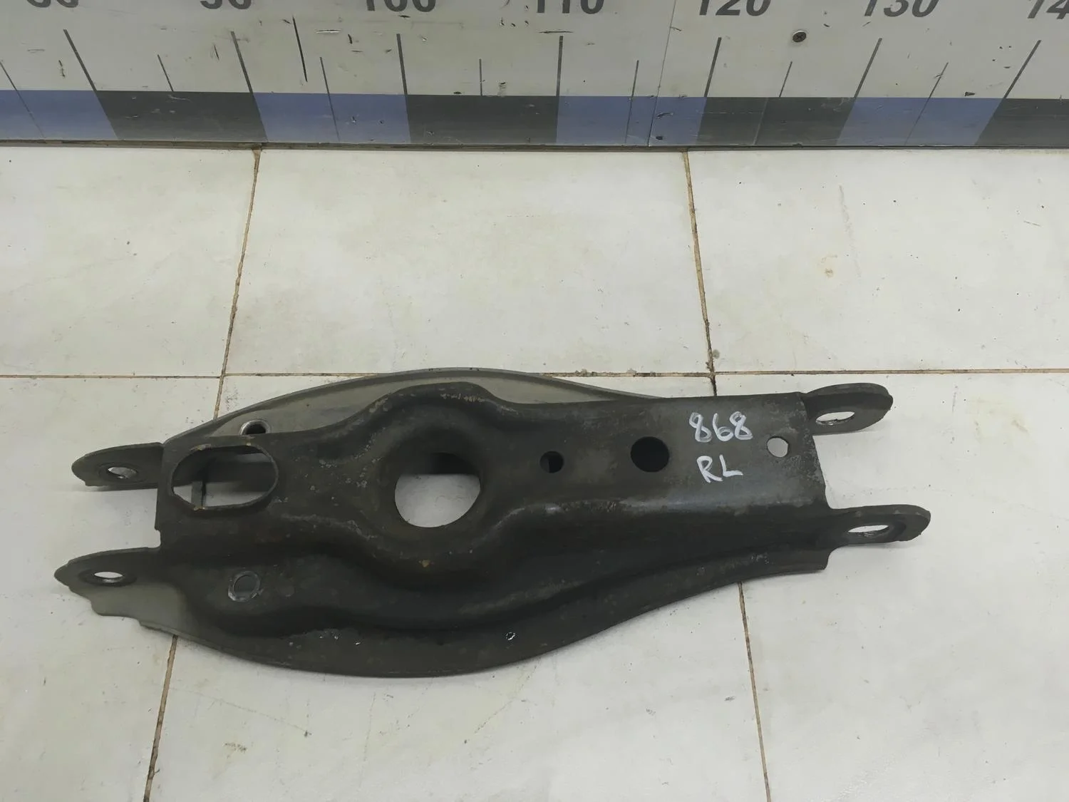 Рычаг задний нижний 1-серия E82/E88 2006>