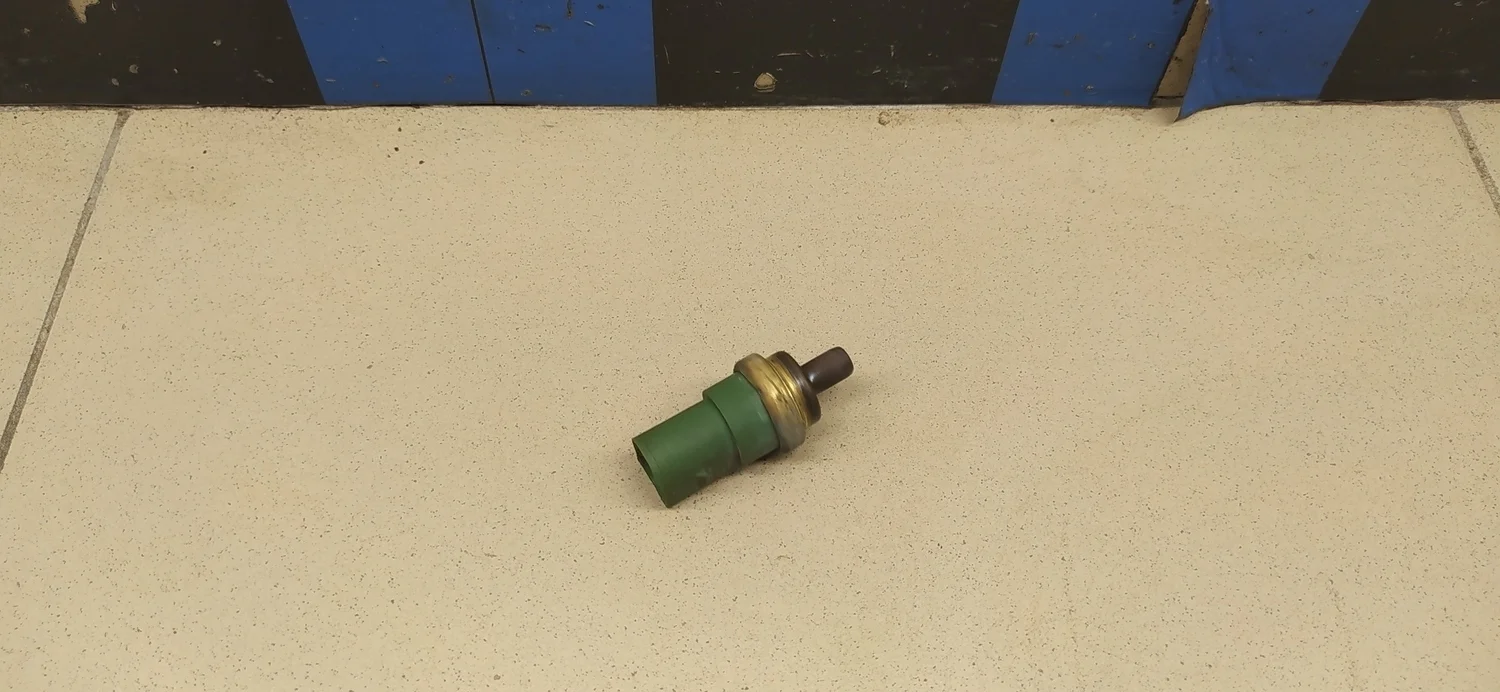 Датчик температуры A3 (8L1) 1996-2003