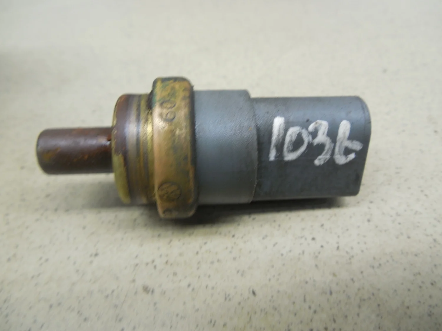 Датчик температуры A3 (8L1) 1996-2003