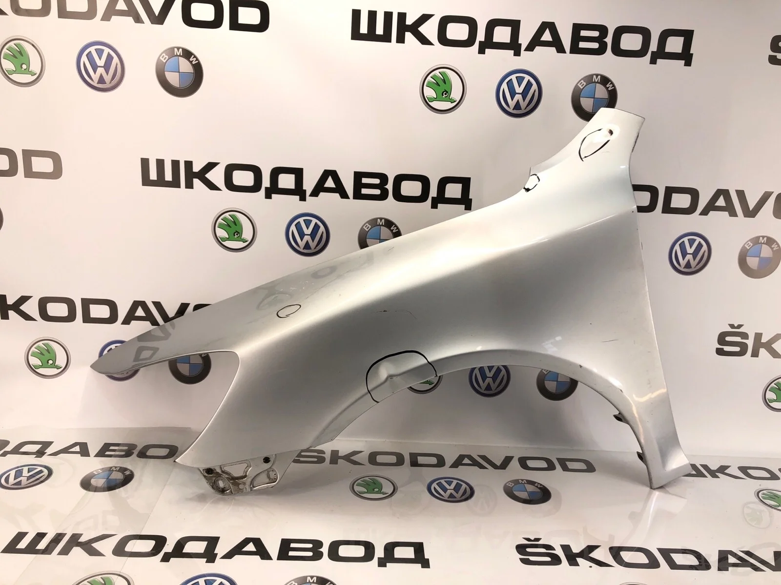 Крыло Skoda Octavia 2011 1Z0821105C A5 (1Z) 1.6 BSE, переднее левое