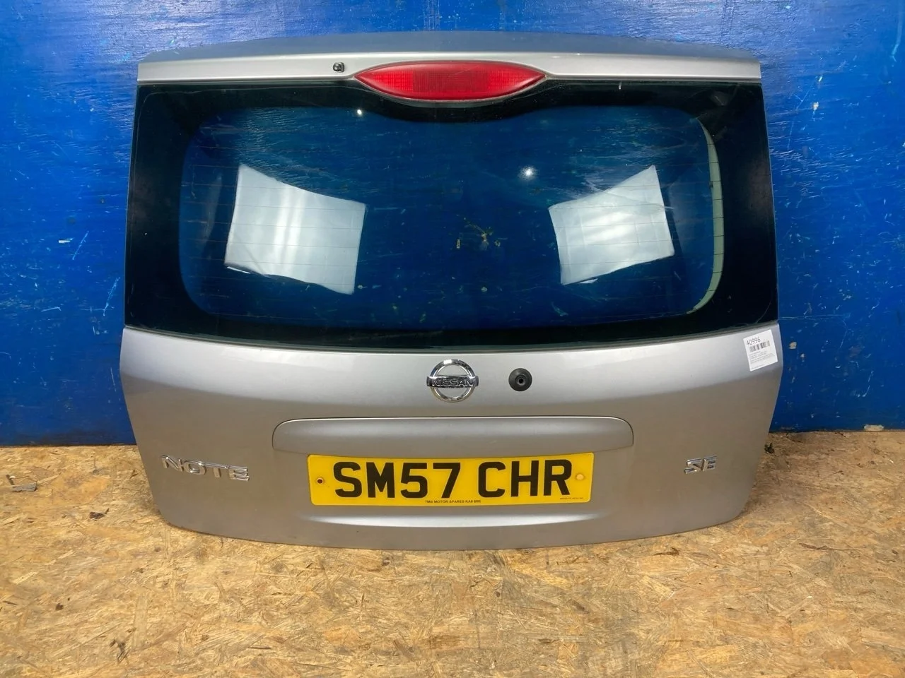 Крышка багажника Nissan Note E11 2005-2013 K01009U0MA