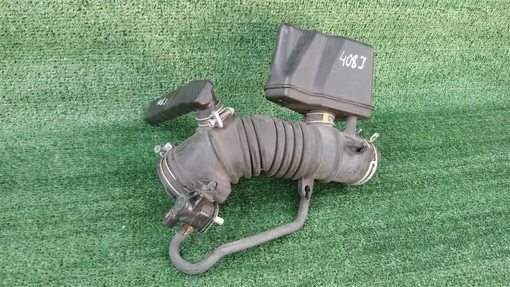 Б.у. патрубок воздушного фильтра TOYOTA CAMRY V40 ACV40 TOYOTA CAMRY V40 ACV40