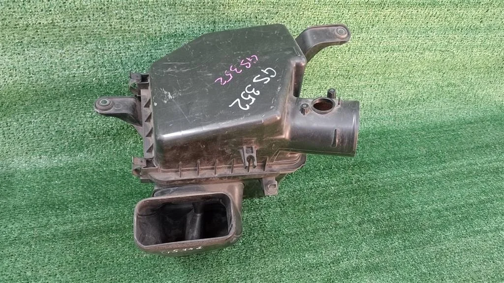 Б.у. корпус воздушного фильтра LEXUS GS350 GRS191 LEXUS GS350 GRS191