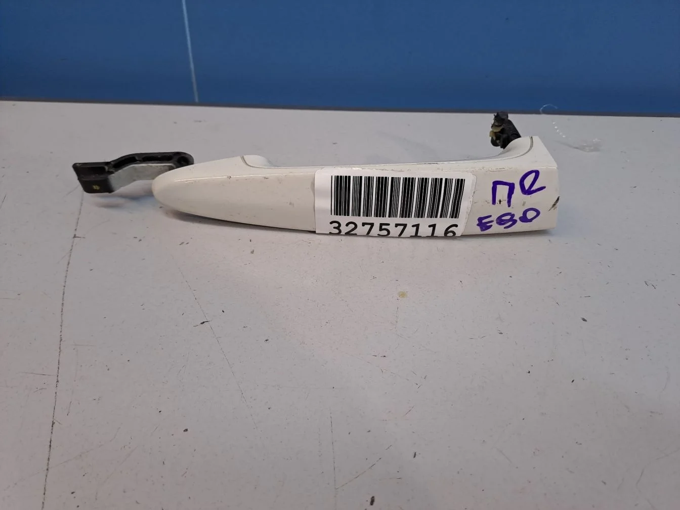 Ручка двери наружная правая для BMW 3 E90 2005-2013