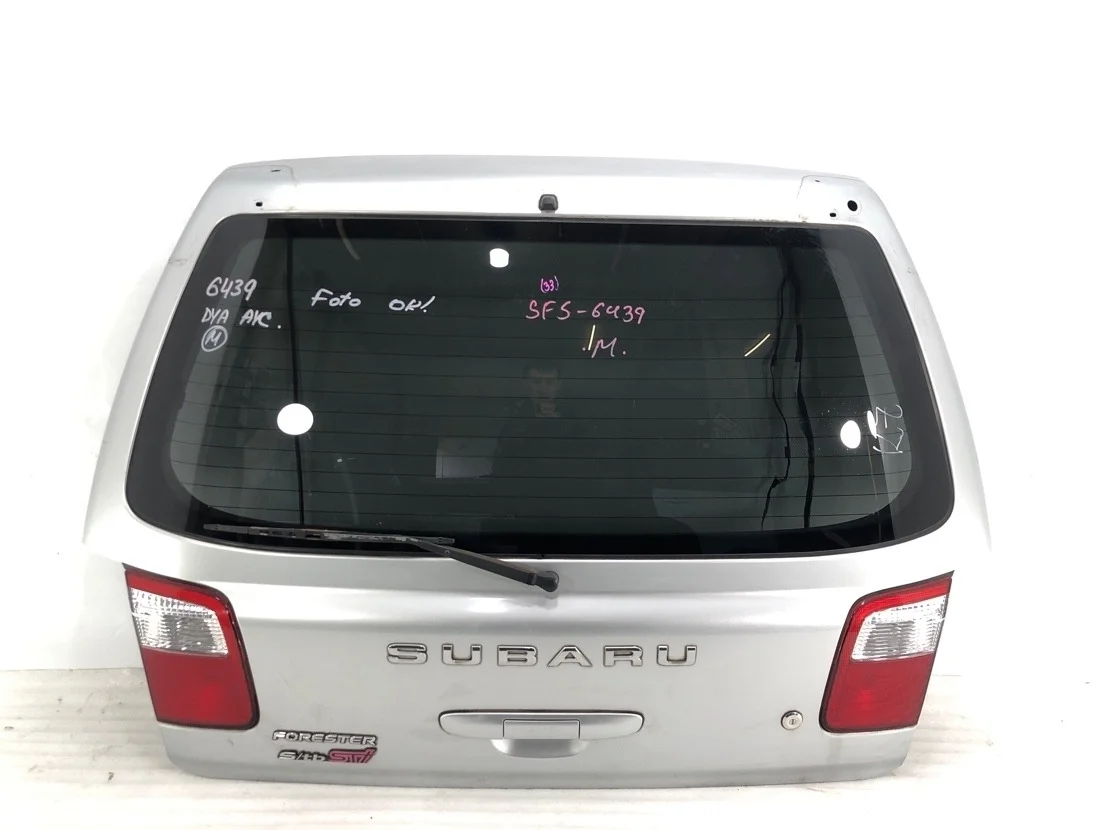 Дверь багажника Subaru Forester 2001 SF5
