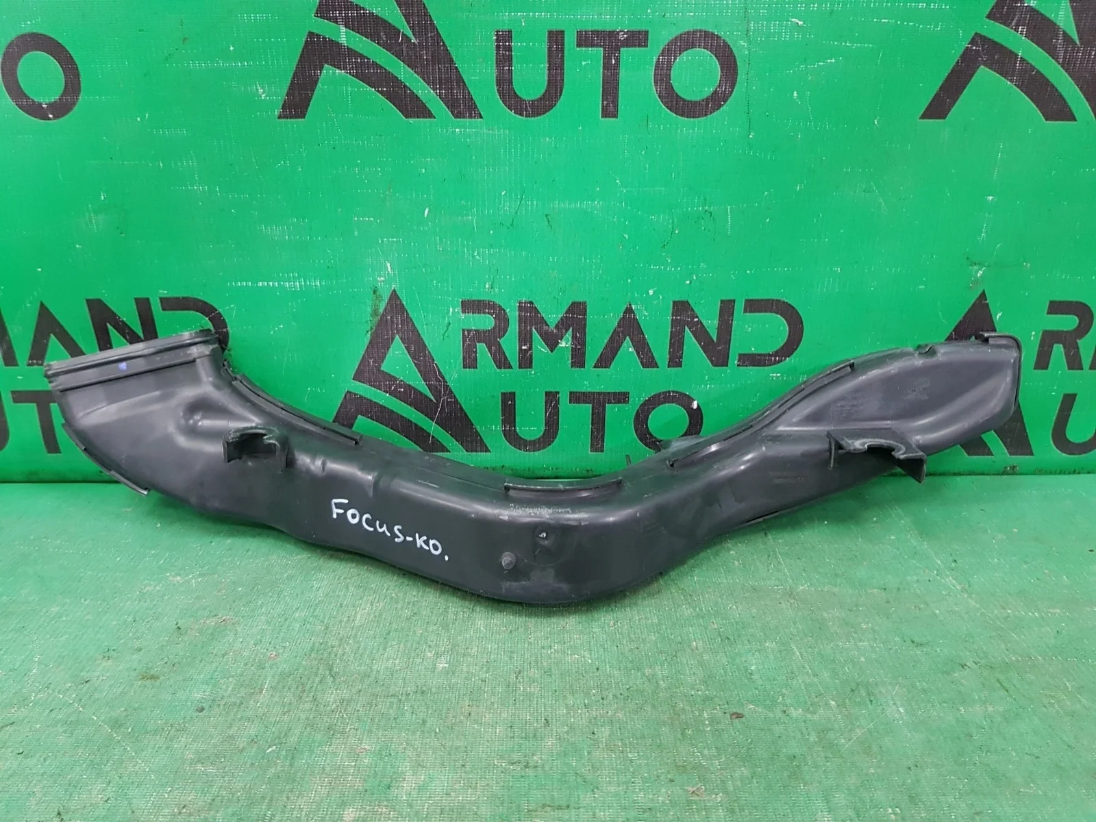 Патрубок воздушного фильтра FORD FOCUS 2008-2011 рестайлинг